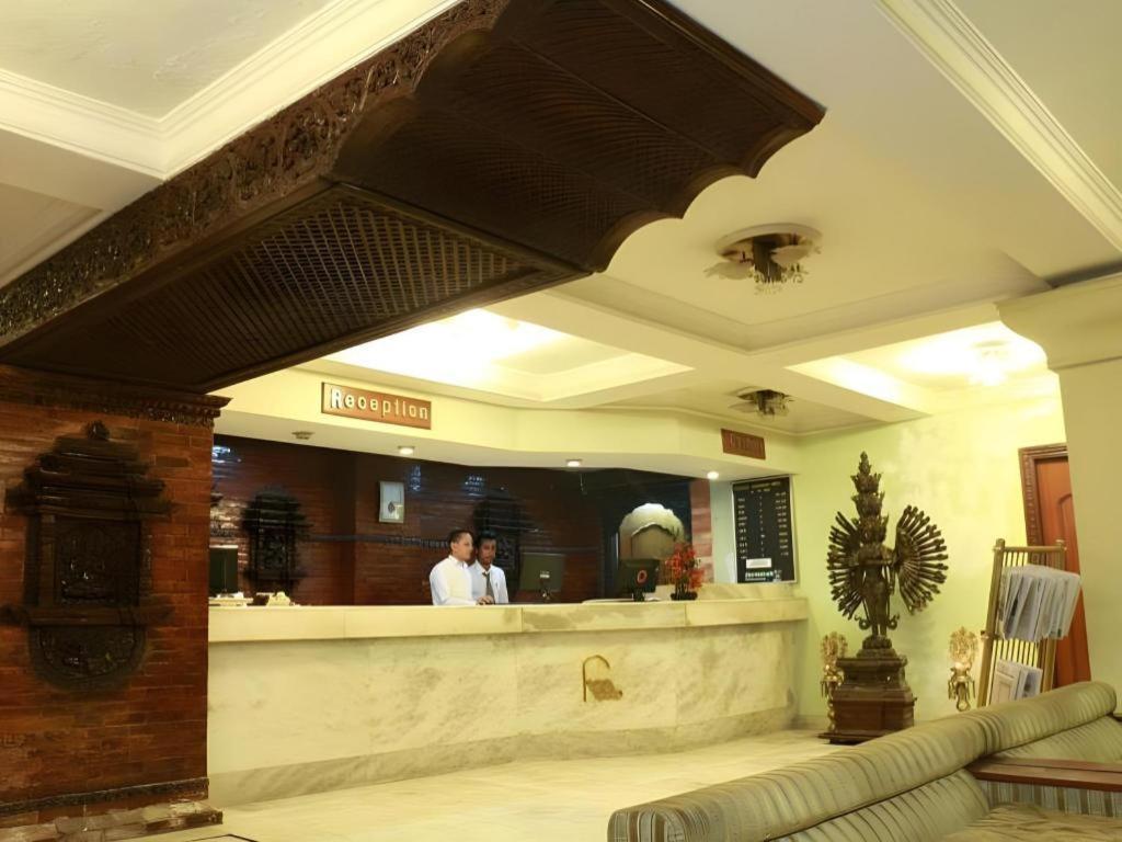 Hotel Mountain Kathmandu Bagian luar foto