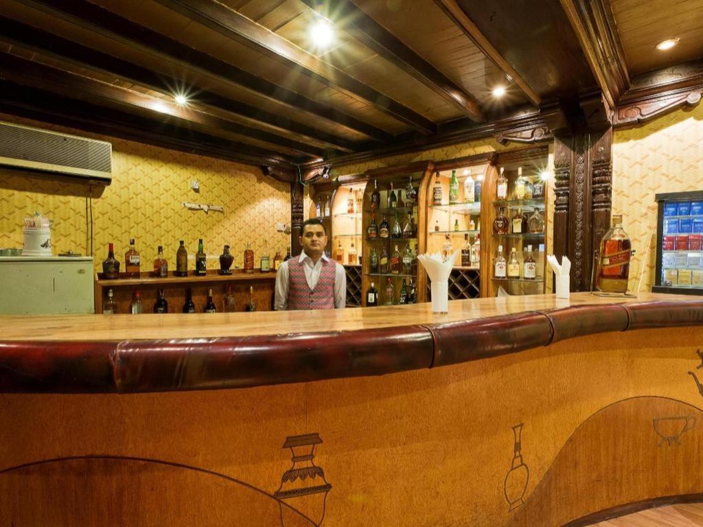 Hotel Mountain Kathmandu Bagian luar foto