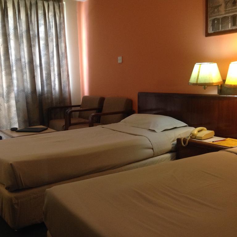 Hotel Mountain Kathmandu Bagian luar foto